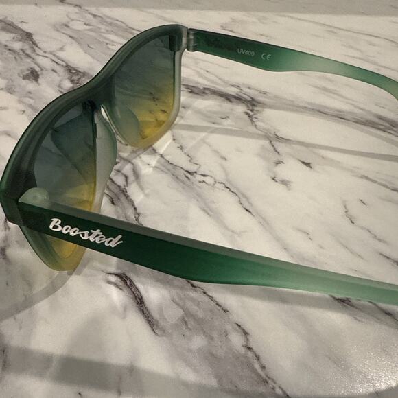 Boosted Green Gradient Sunglasses - Picture 5 of 7